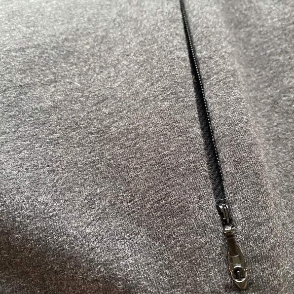 LuLu Lemon Short Sleeve Sweatshirt ✨Classic✨ - Picture 5 of 8